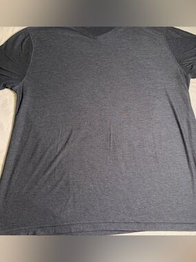Vuori Gray Short Sleeve Tee with Hem Logo